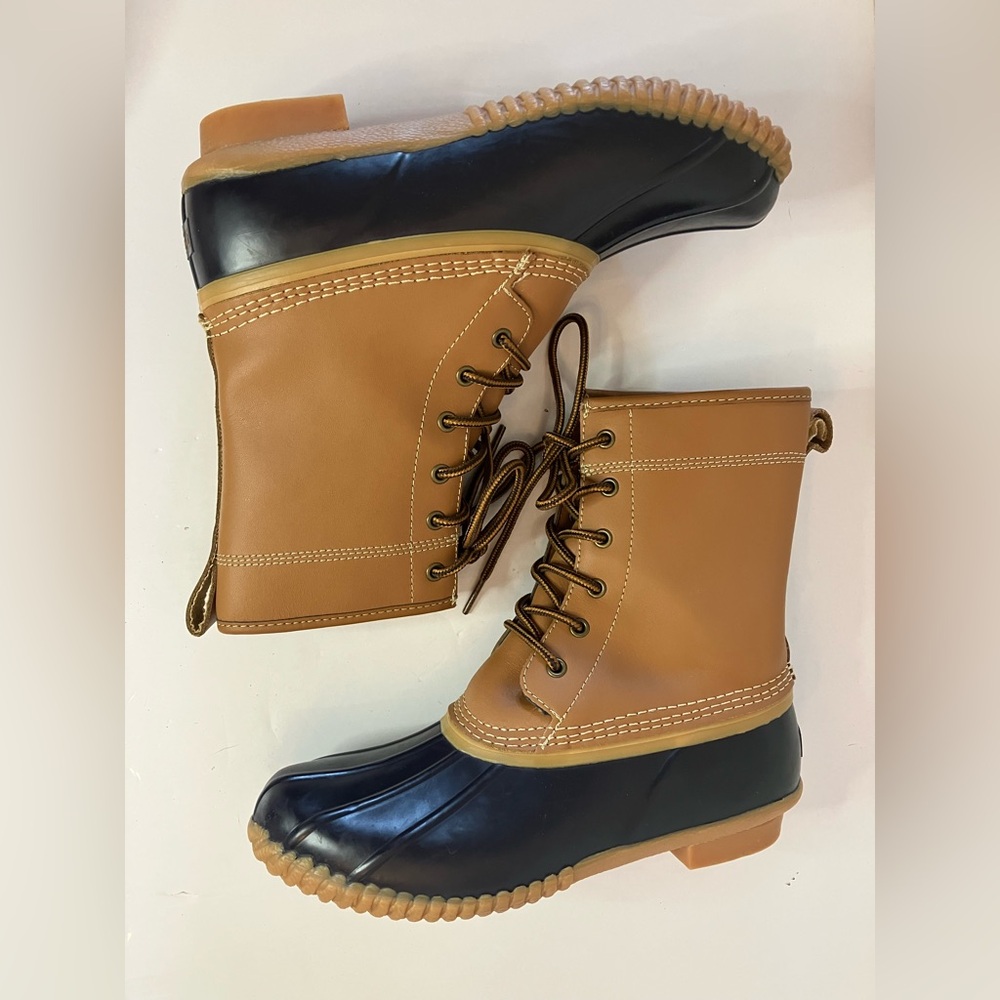 Lands’ End Women’s Size 7 Duck Boots Black Tan Flannel Lined - Picture 8 of 13